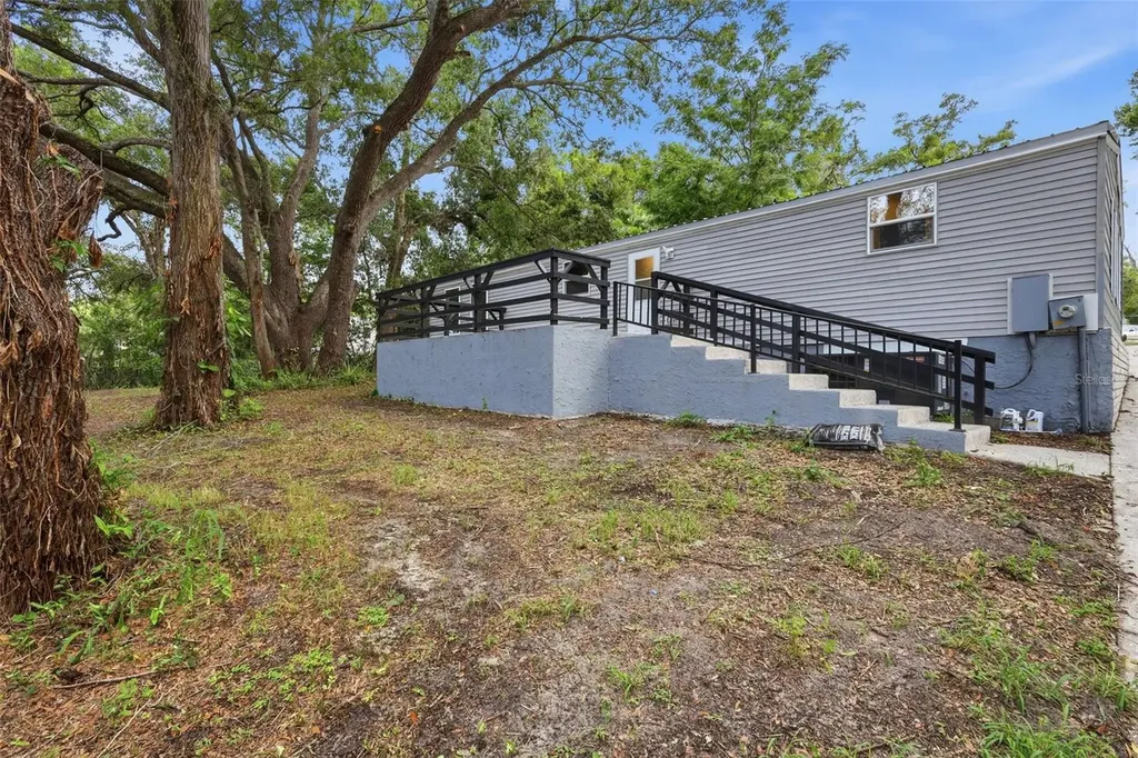 403 Acorn Circle Fruitland Park FL 34731