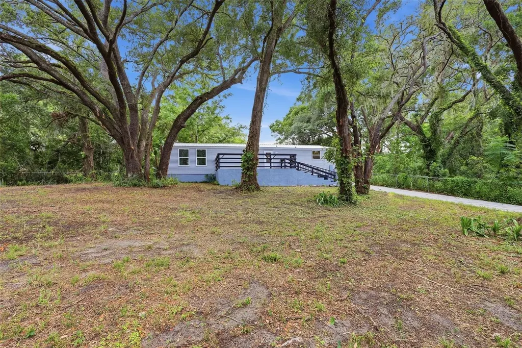403 Acorn Circle Fruitland Park FL 34731