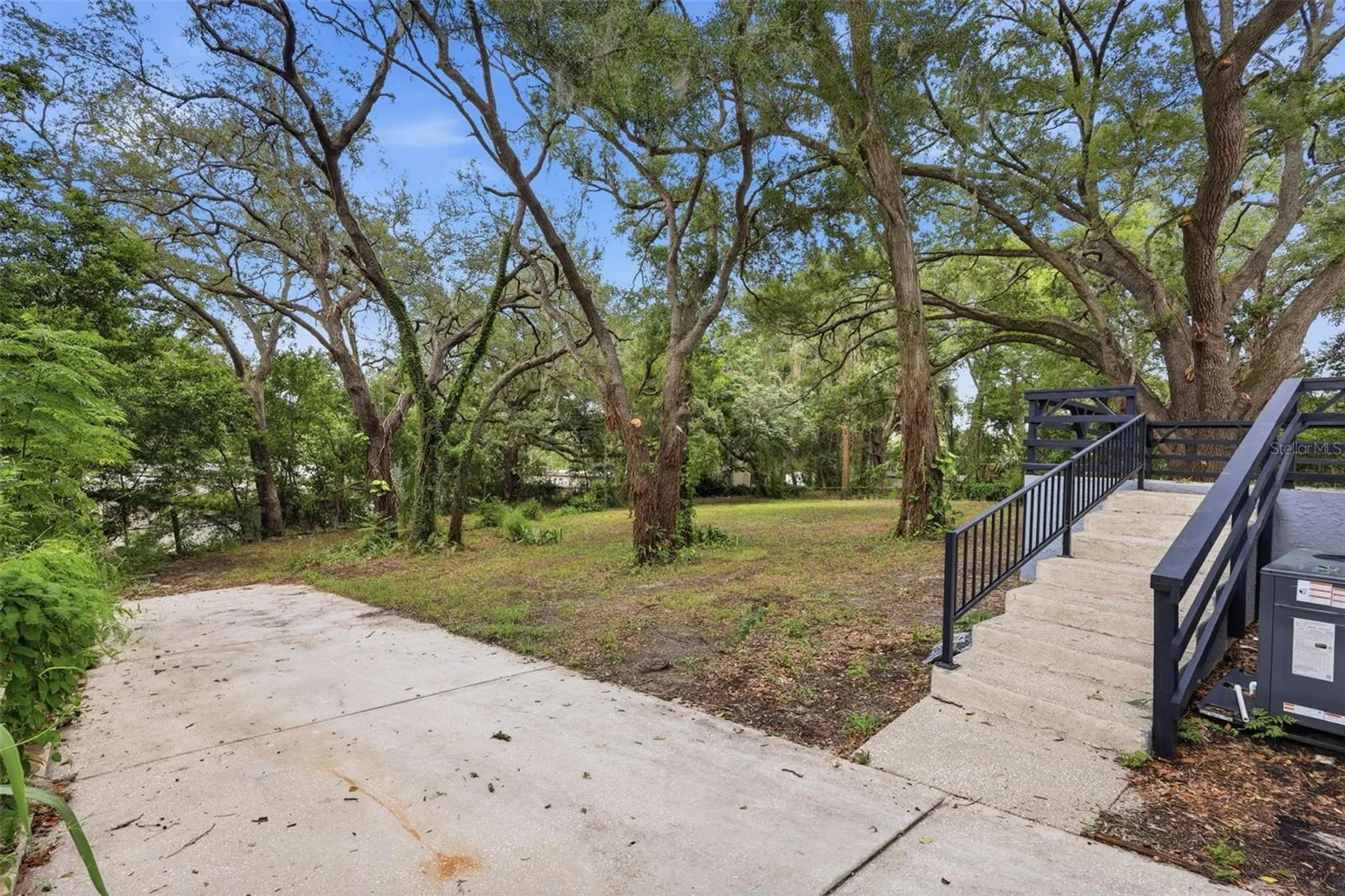 403 Acorn Circle Fruitland Park FL 34731