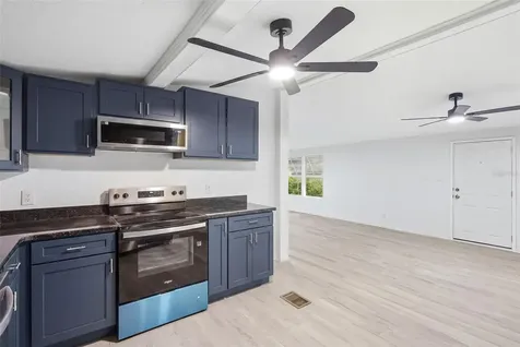 403 Acorn Circle Fruitland Park FL 34731