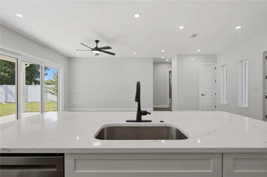 12 Perthshire Lane Palm Coast FL 32164
