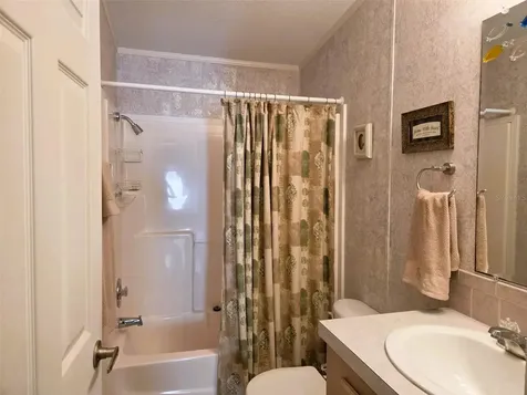 3324 Overcup Oak Terrace Sarasota FL 34237