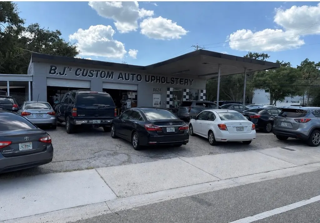 8624 N Florida Avenue Tampa FL 33604
