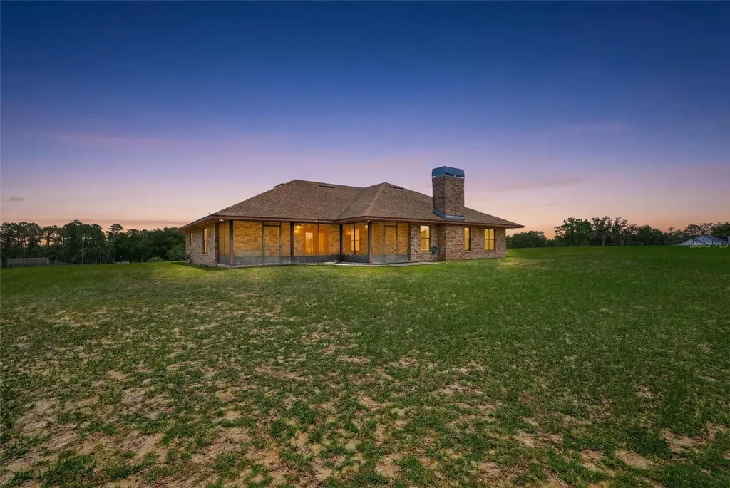 36343 Calhoun Road Eustis FL 32736
