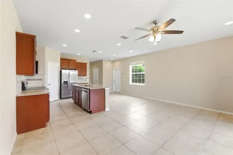 8961 Turnstone Haven Place Tampa FL 33619