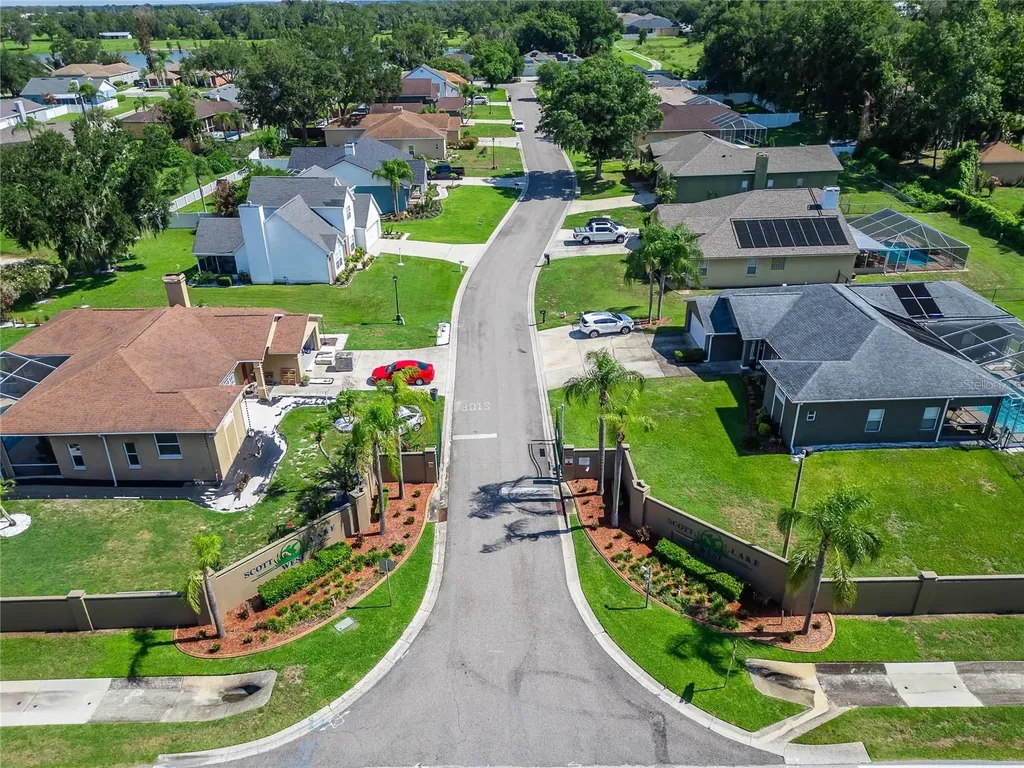 692 Jessanda Circle Lakeland FL 33813