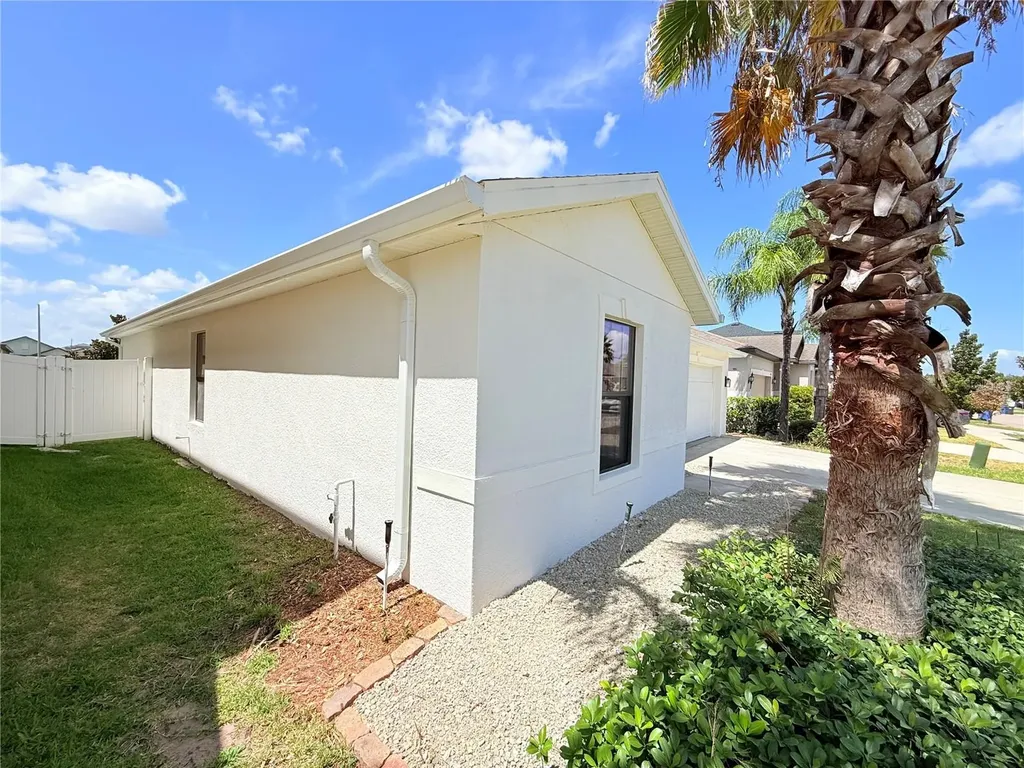14323 Haddon Mist Drive Wimauma FL 33598