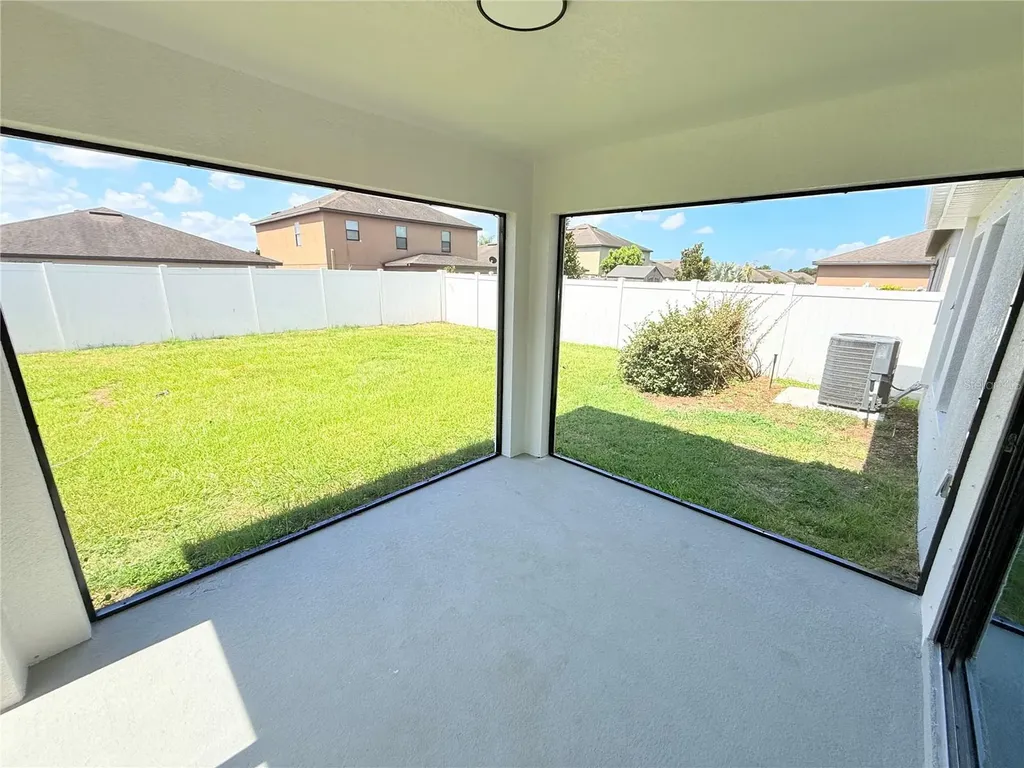 14323 Haddon Mist Drive Wimauma FL 33598