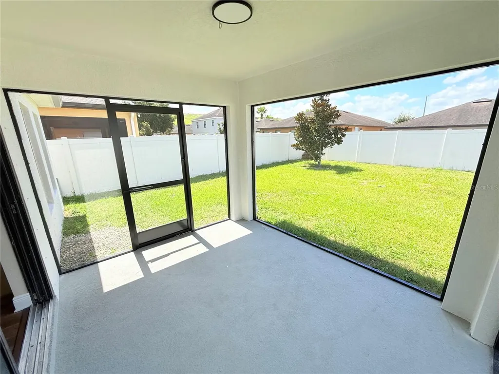 14323 Haddon Mist Drive Wimauma FL 33598