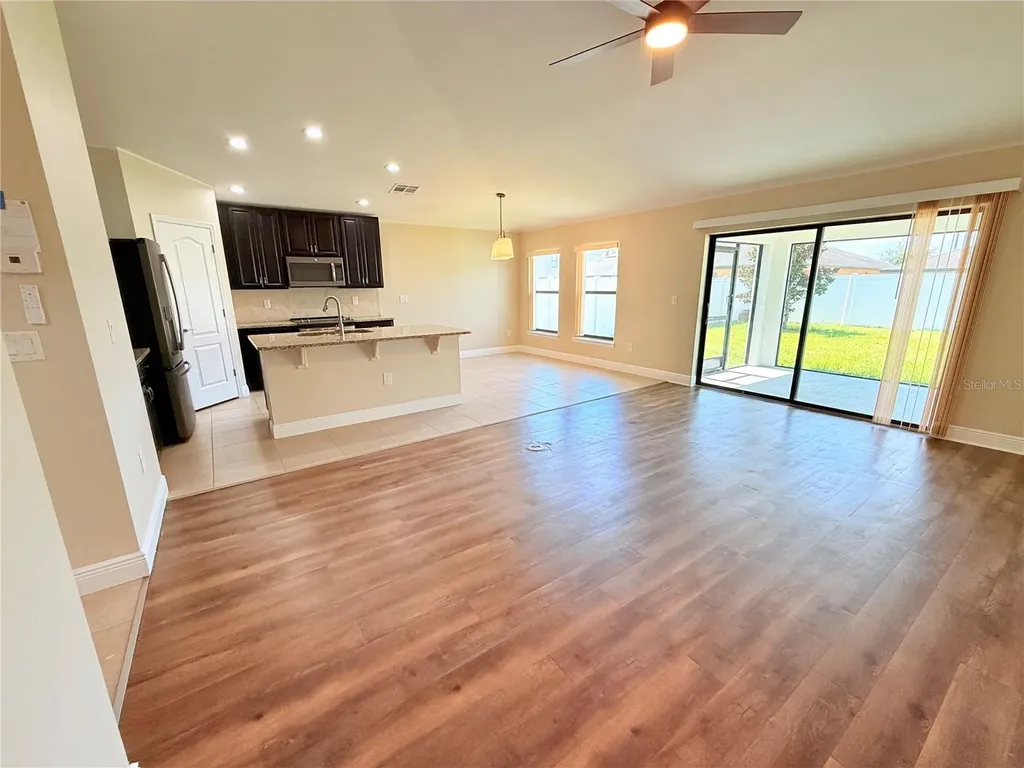 14323 Haddon Mist Drive Wimauma FL 33598
