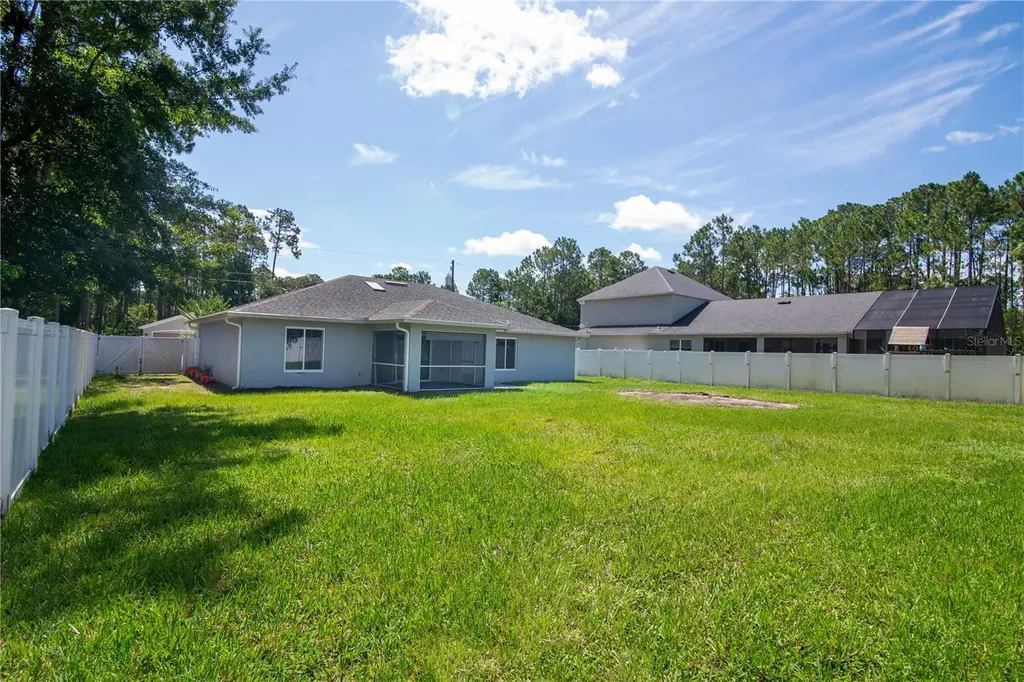 21 Lake Charles Lane Palm Coast FL 32137