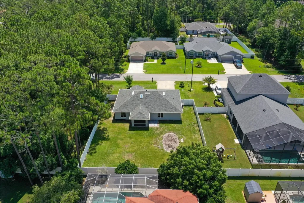 21 Lake Charles Lane Palm Coast FL 32137