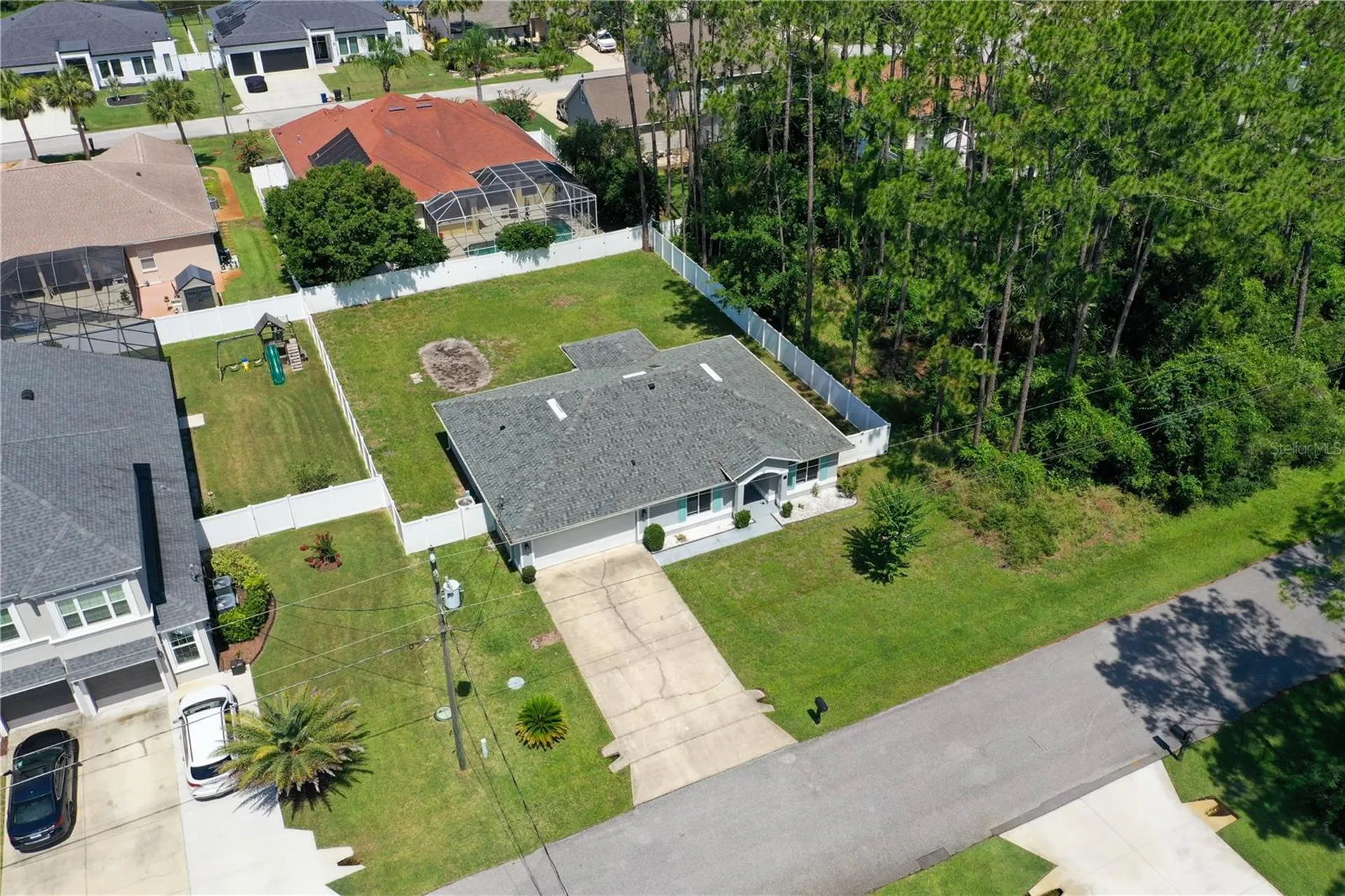 21 Lake Charles Lane Palm Coast FL 32137