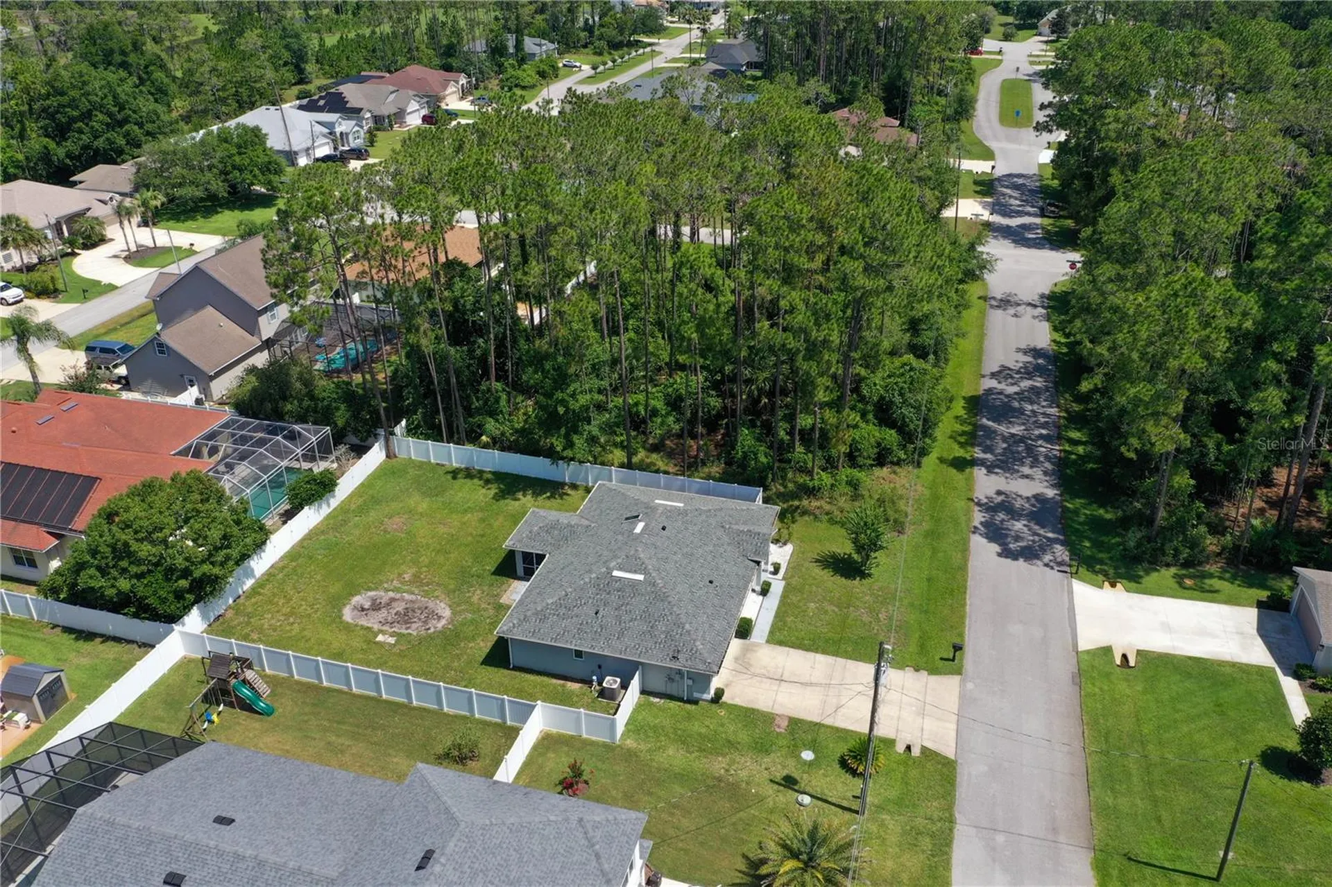 21 Lake Charles Lane Palm Coast FL 32137