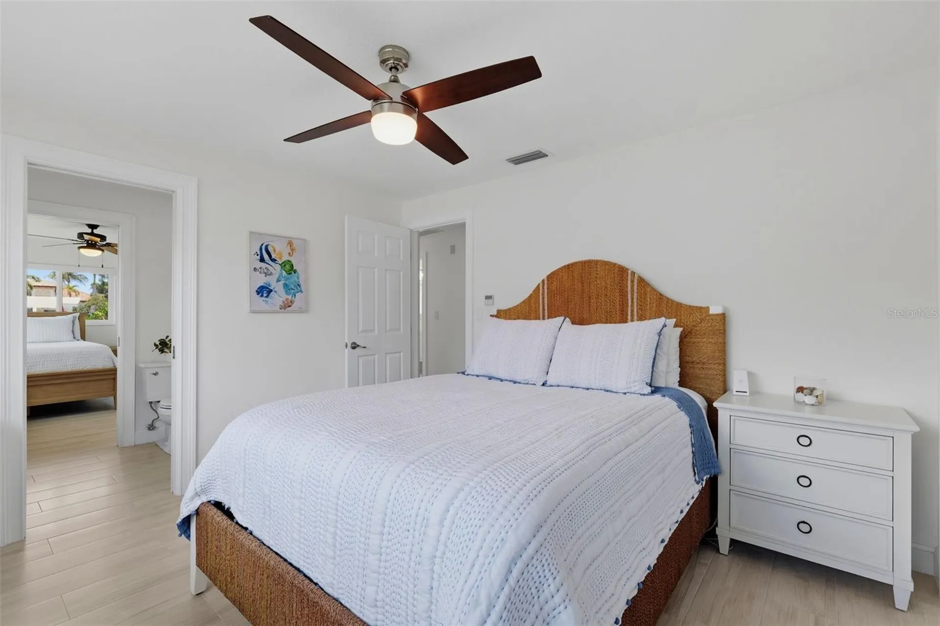 1974 Hawaii Avenue NE St Petersburg FL 33703