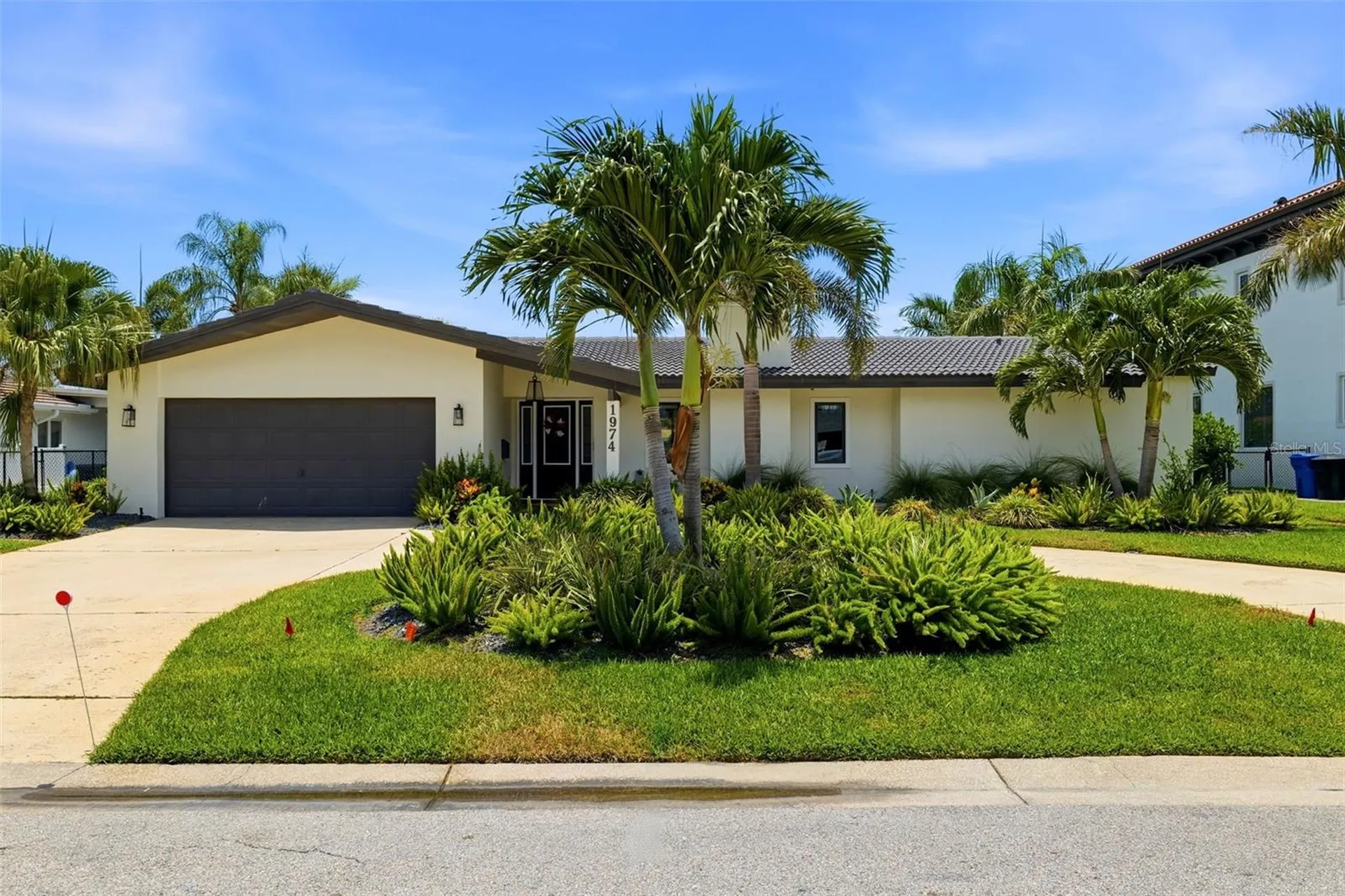 1974 Hawaii Avenue NE St Petersburg FL 33703