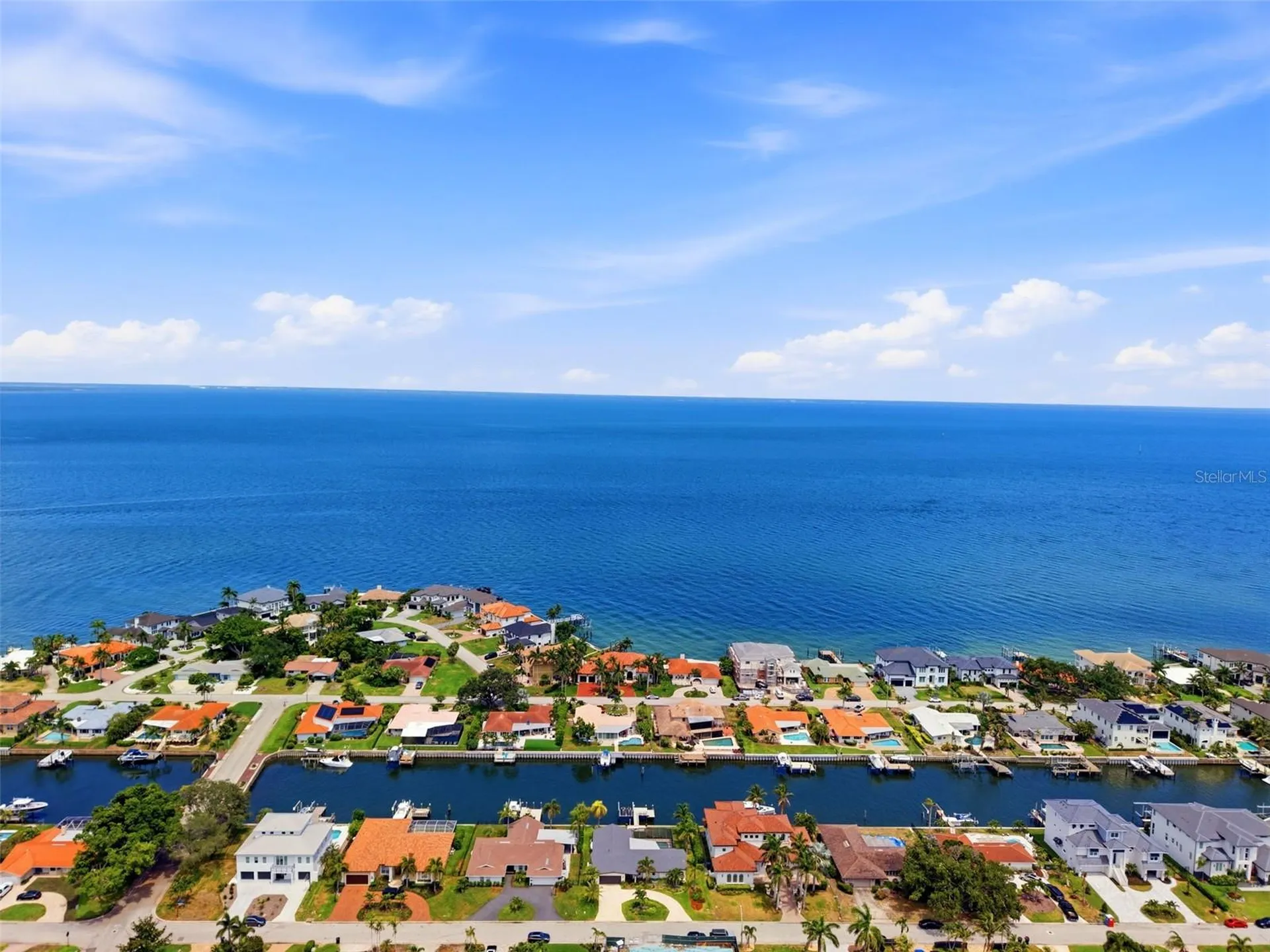 1974 Hawaii Avenue NE St Petersburg FL 33703