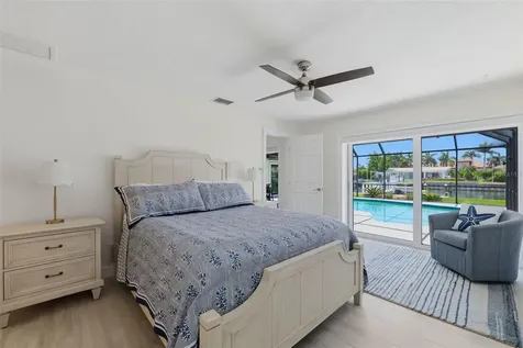1974 Hawaii Avenue NE St Petersburg FL 33703