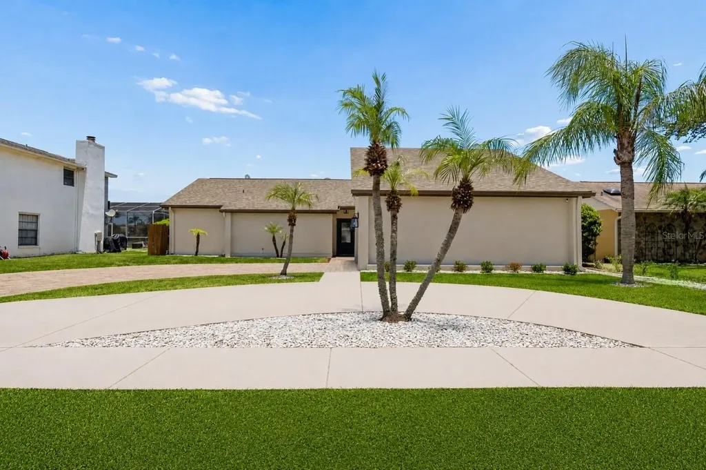 5821 Schooner Way Tampa FL 33615