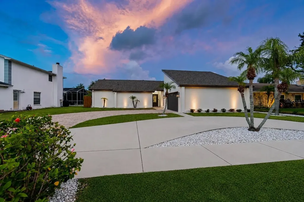 5821 Schooner Way Tampa FL 33615