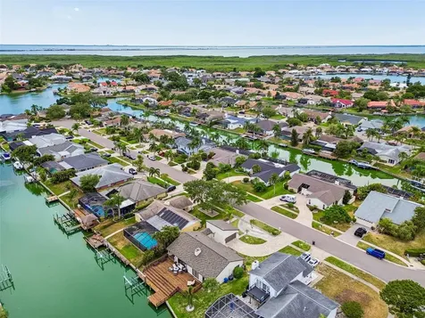5821 Schooner Way Tampa FL 33615