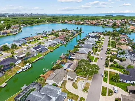 5821 Schooner Way Tampa FL 33615
