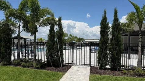 706 Blissful Gardens Way Apopka FL 32703