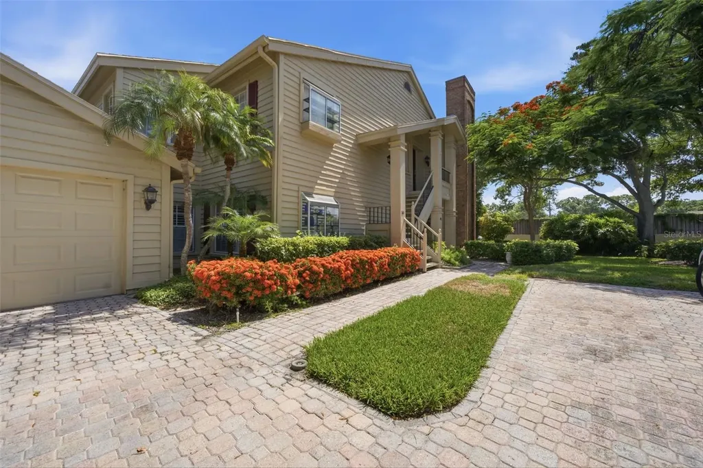 50 Pelican Place Clearwater FL 33756