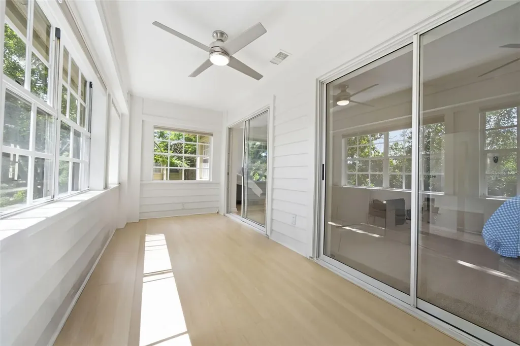 50 Pelican Place Clearwater FL 33756