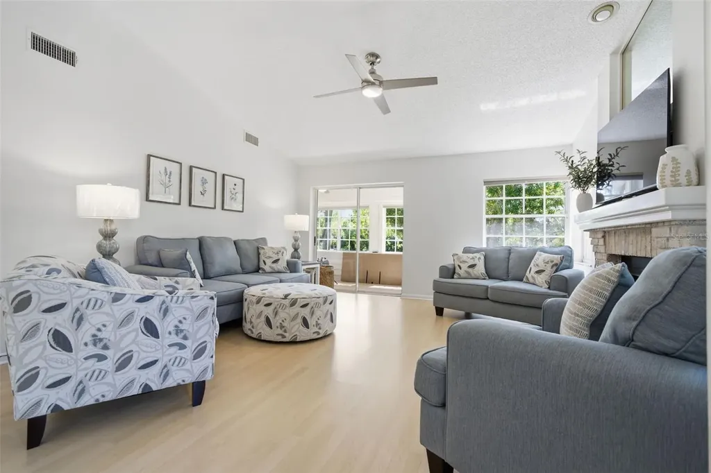 50 Pelican Place Clearwater FL 33756