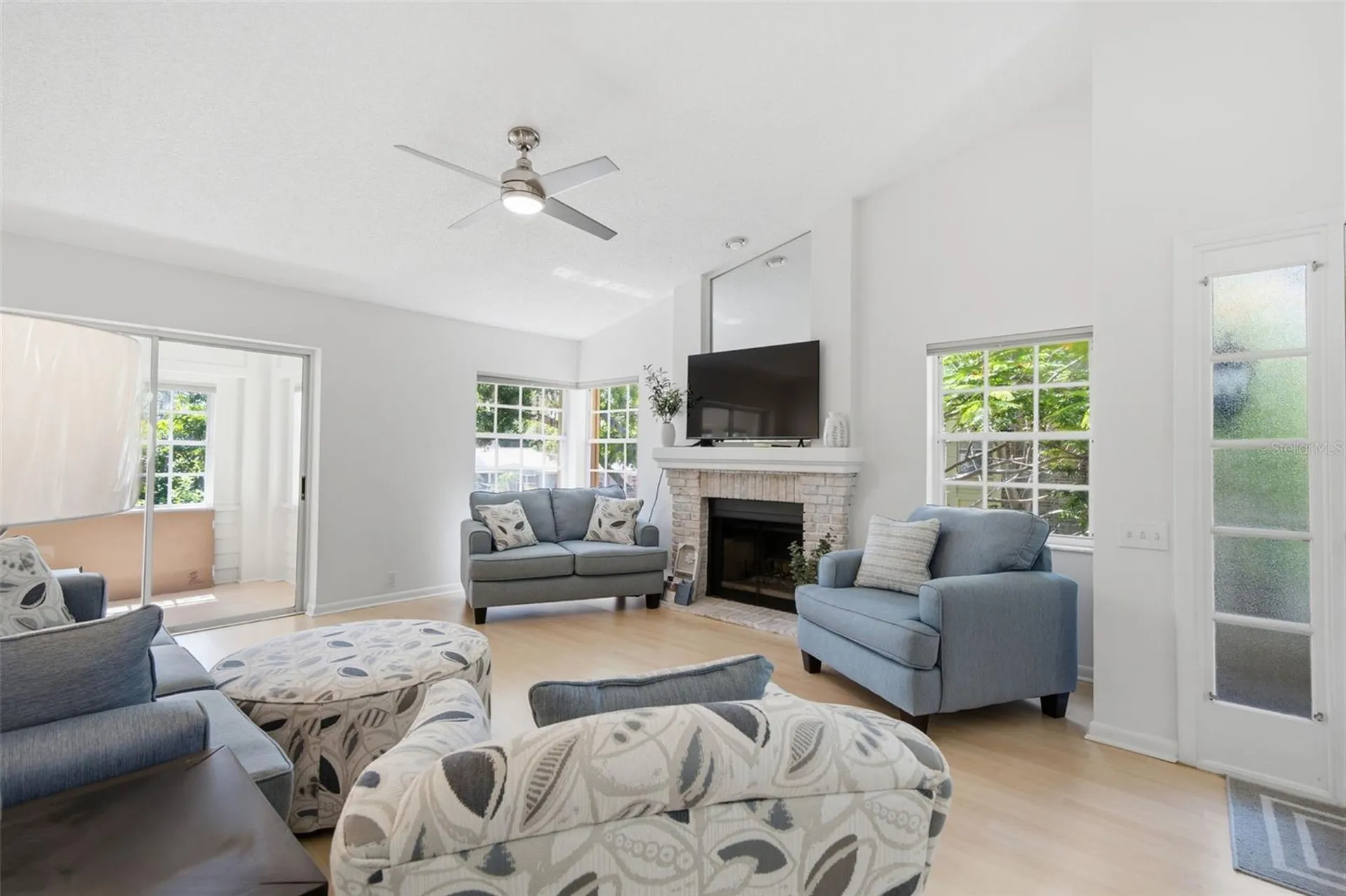 50 Pelican Place Clearwater FL 33756