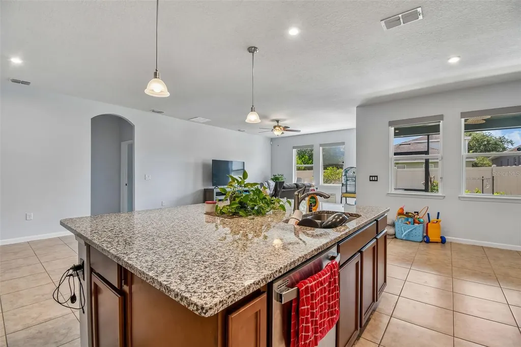 504 Affirmed Way Davenport FL 33837