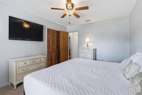10959 NW 32nd Place Gainesville FL 32606