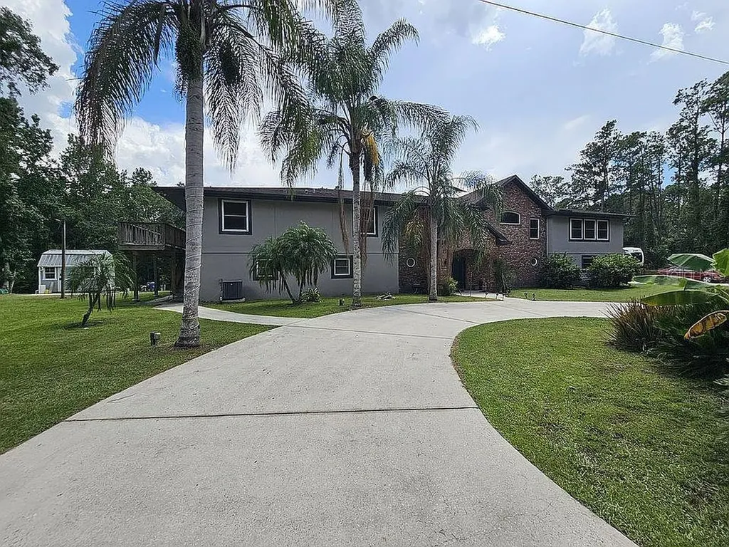 1607 Marty Drive Pierson FL 32180