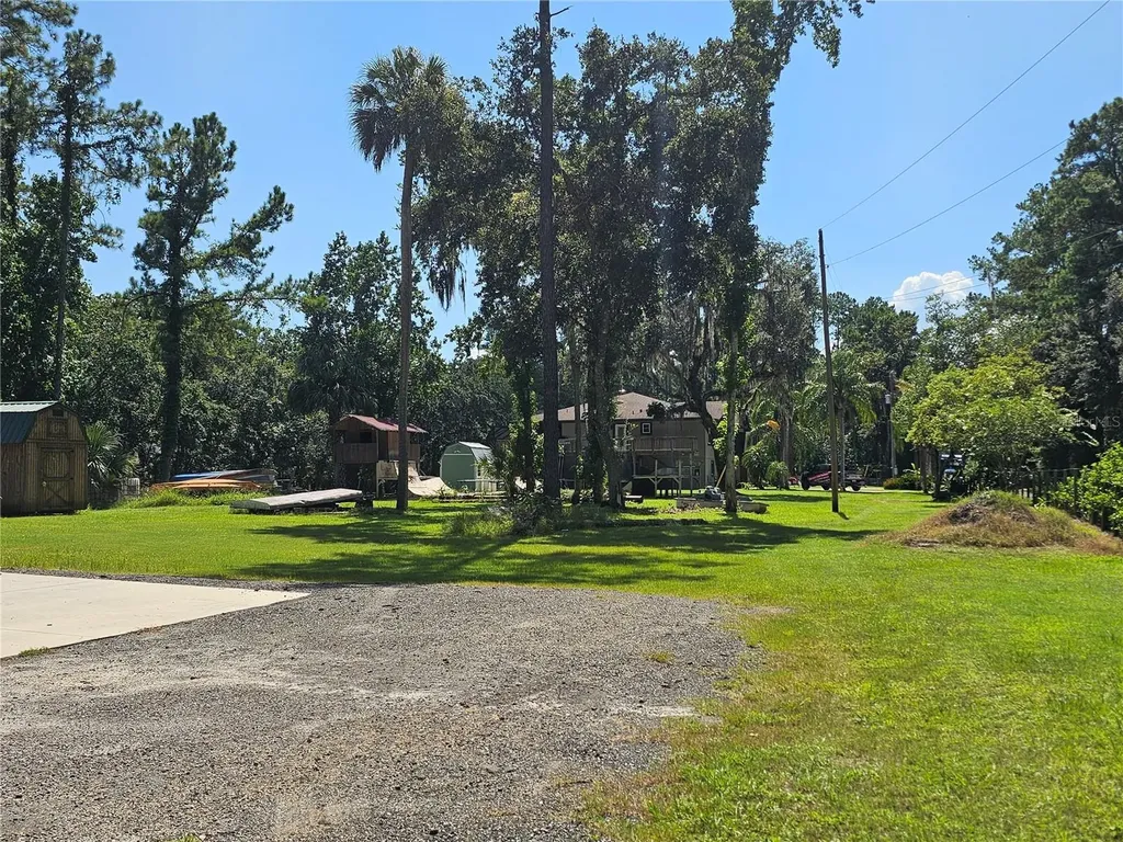 1607 Marty Drive Pierson FL 32180