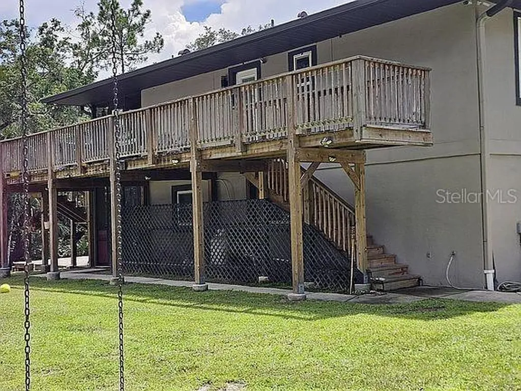 1607 Marty Drive Pierson FL 32180