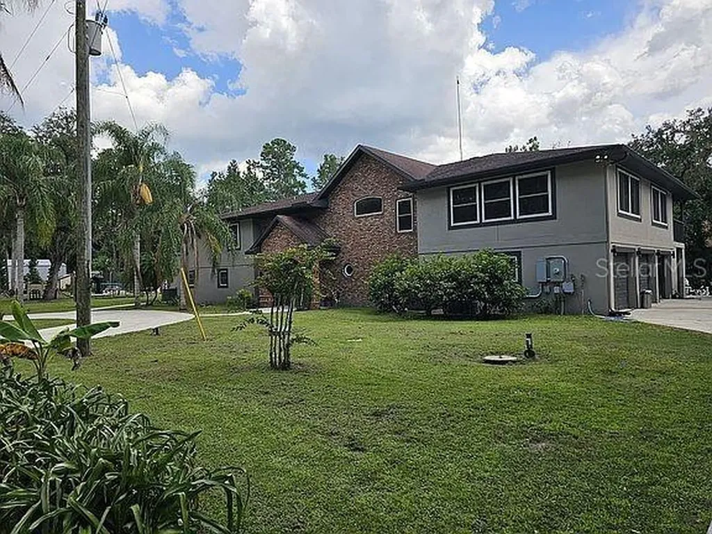 1607 Marty Drive Pierson FL 32180