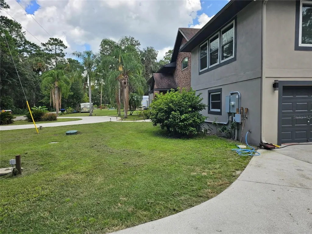 1607 Marty Drive Pierson FL 32180