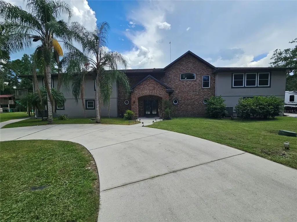 1607 Marty Drive Pierson FL 32180