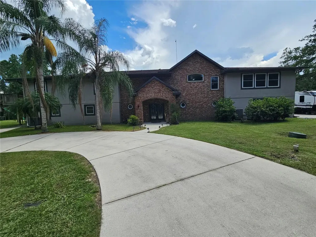 1607 Marty Drive Pierson FL 32180