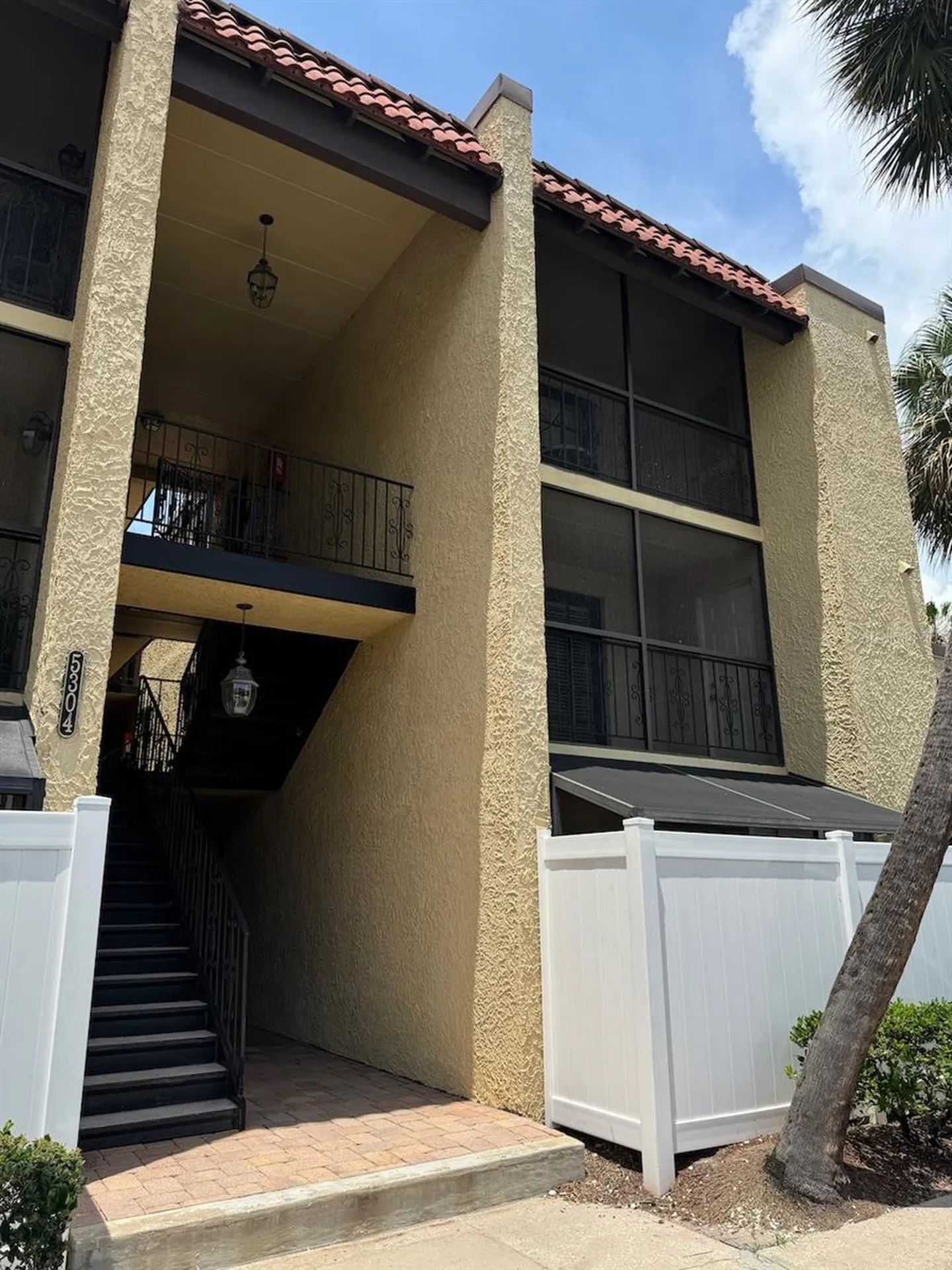 5304 W Kennedy Boulevard Tampa FL 33609