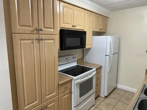 5304 W Kennedy Boulevard Tampa FL 33609