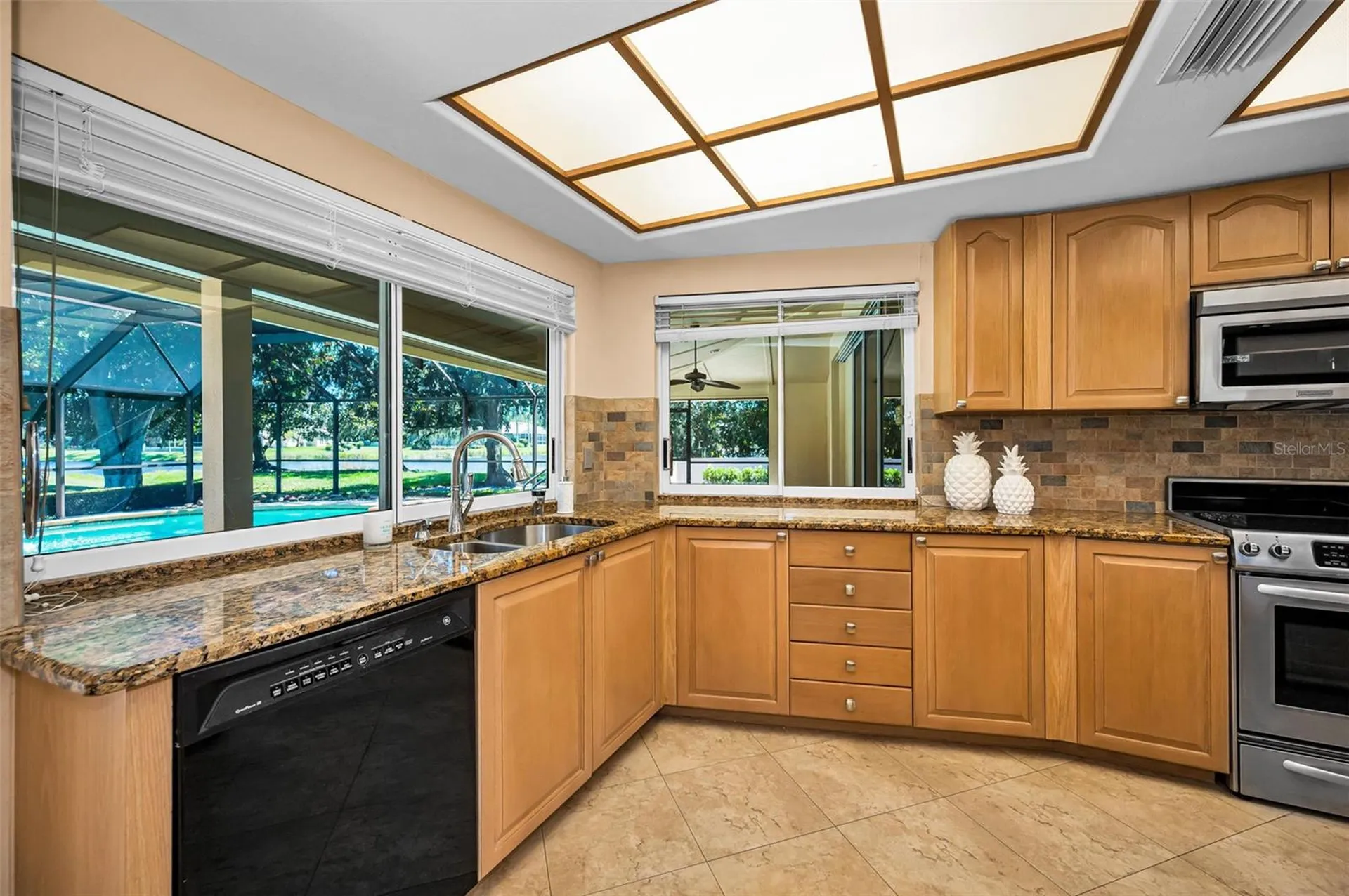 4995 Camberley Lane Oldsmar FL 34677