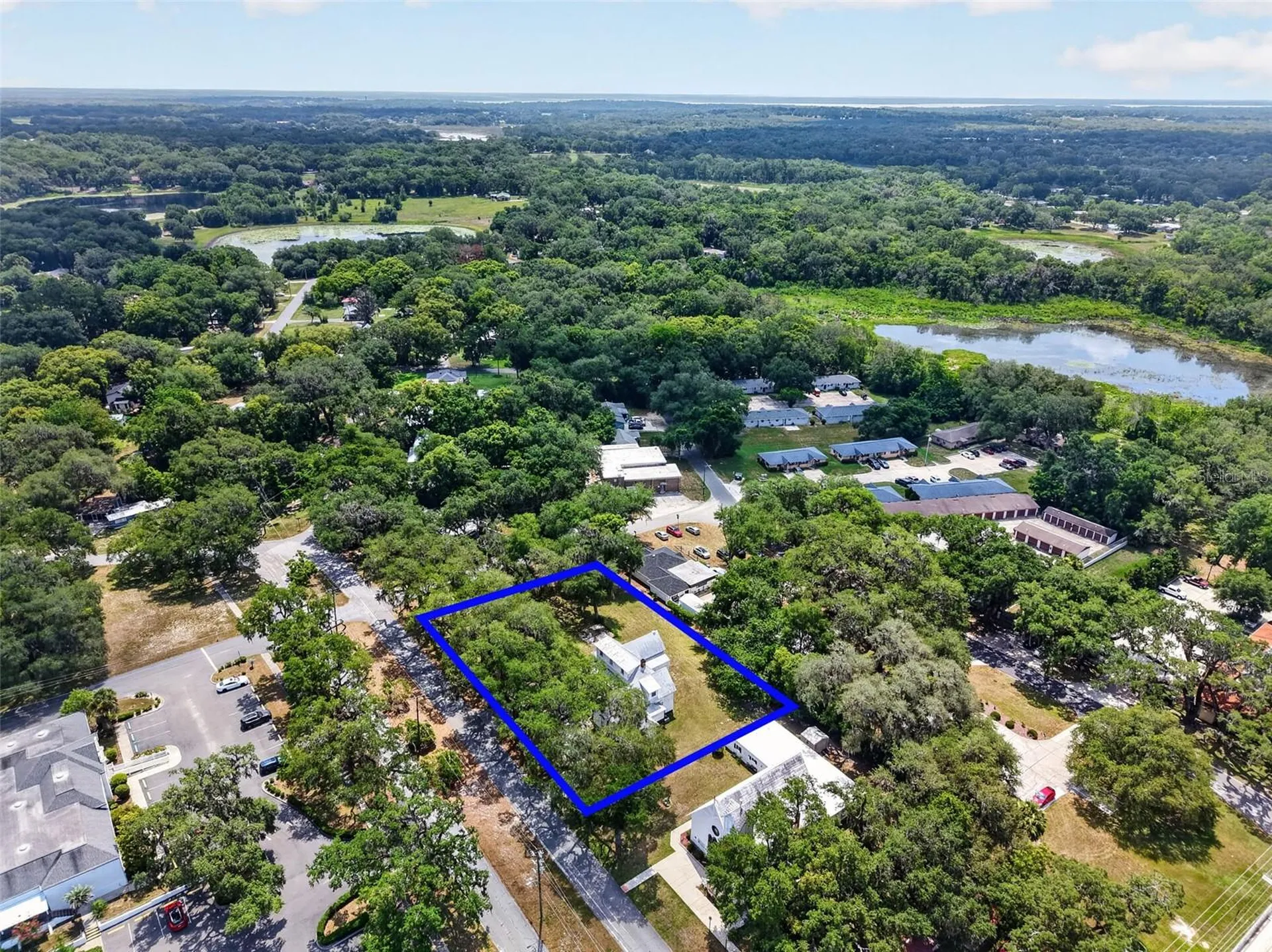 112 W Mcclendon Street Lady Lake FL 32159