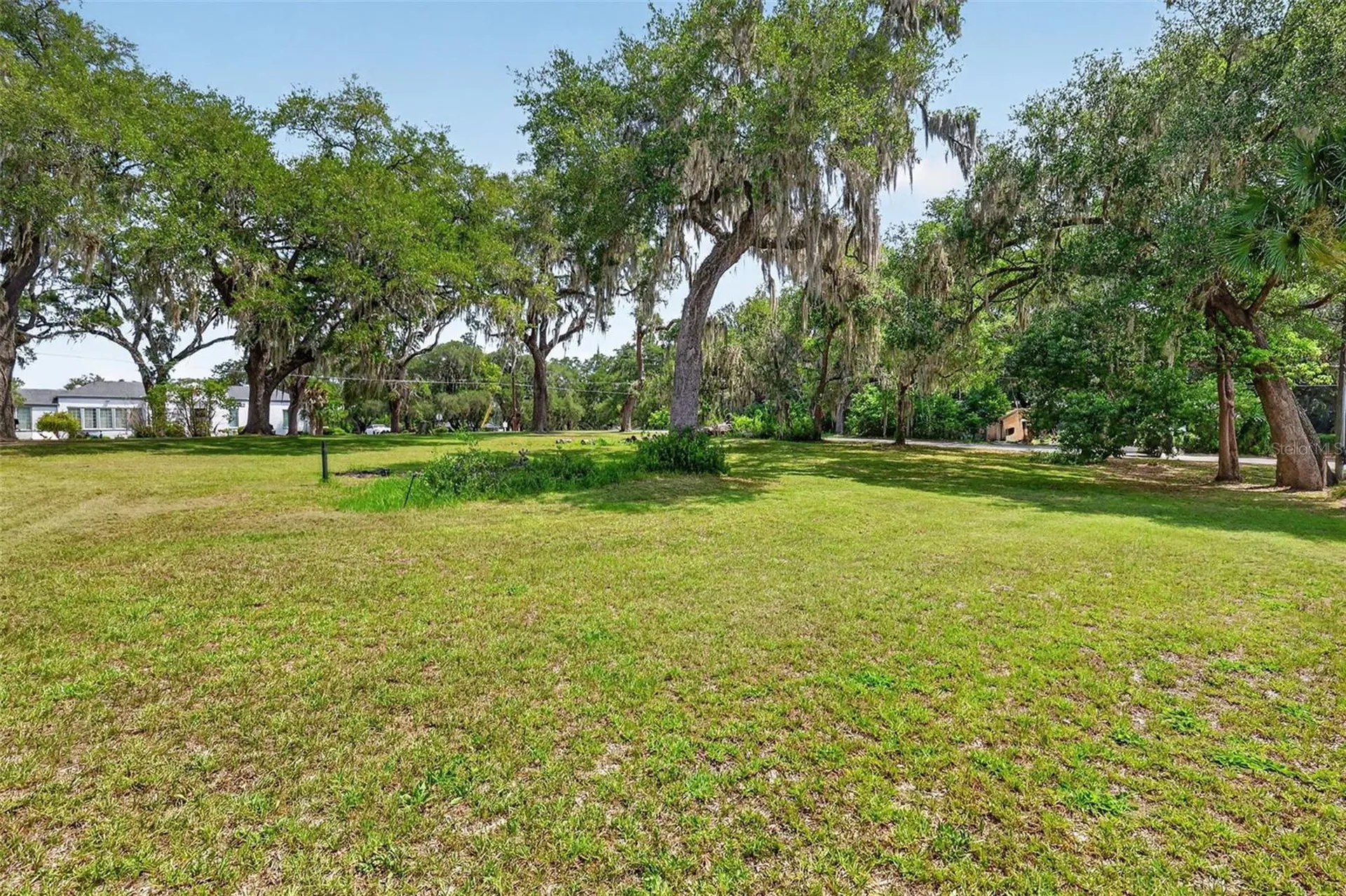 112 W Mcclendon Street Lady Lake FL 32159