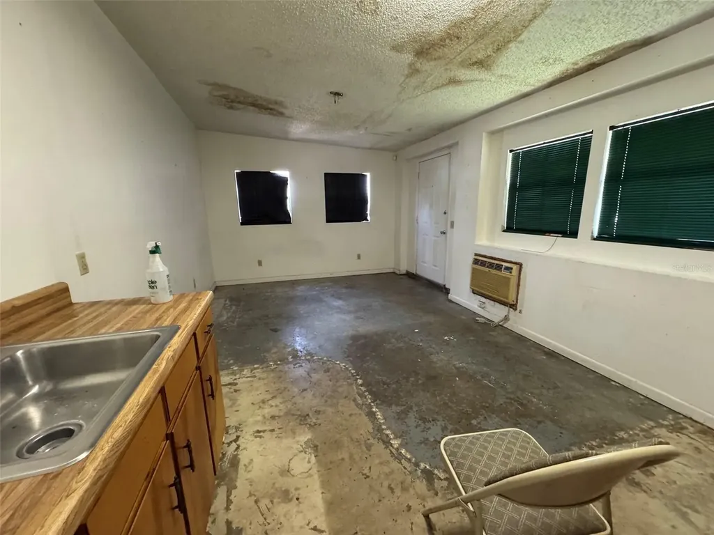 1404 Emmett Street Kissimmee FL 34741