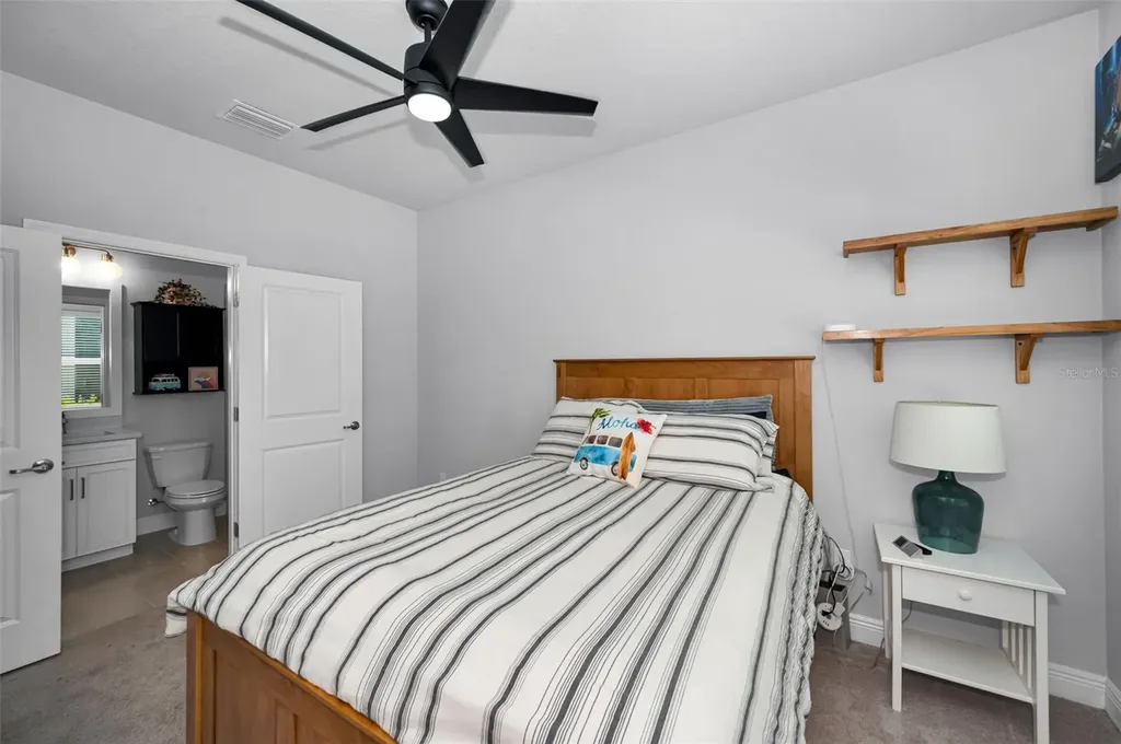 2458 Mangum Court Sarasota FL 34237