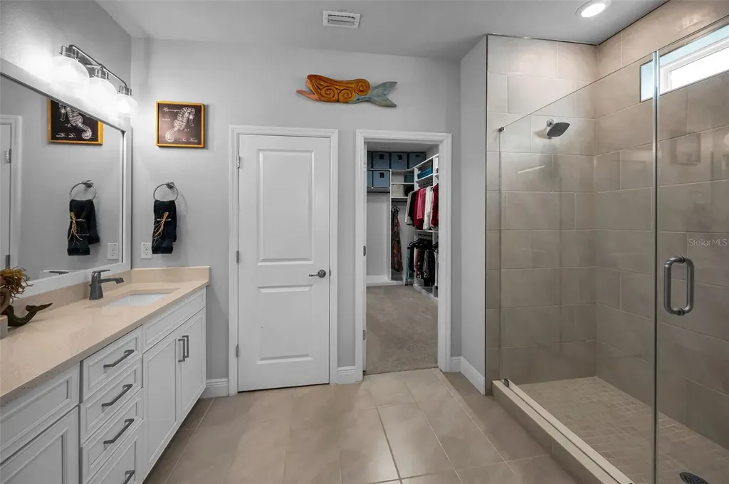 2458 Mangum Court Sarasota FL 34237