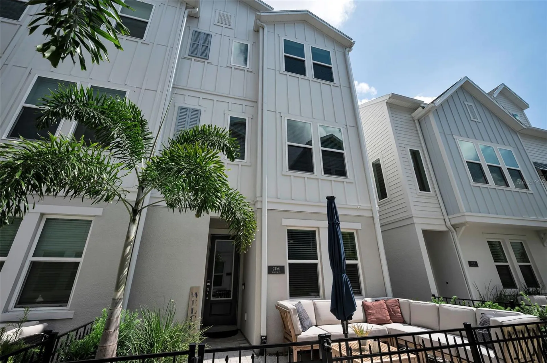 2458 Mangum Court Sarasota FL 34237