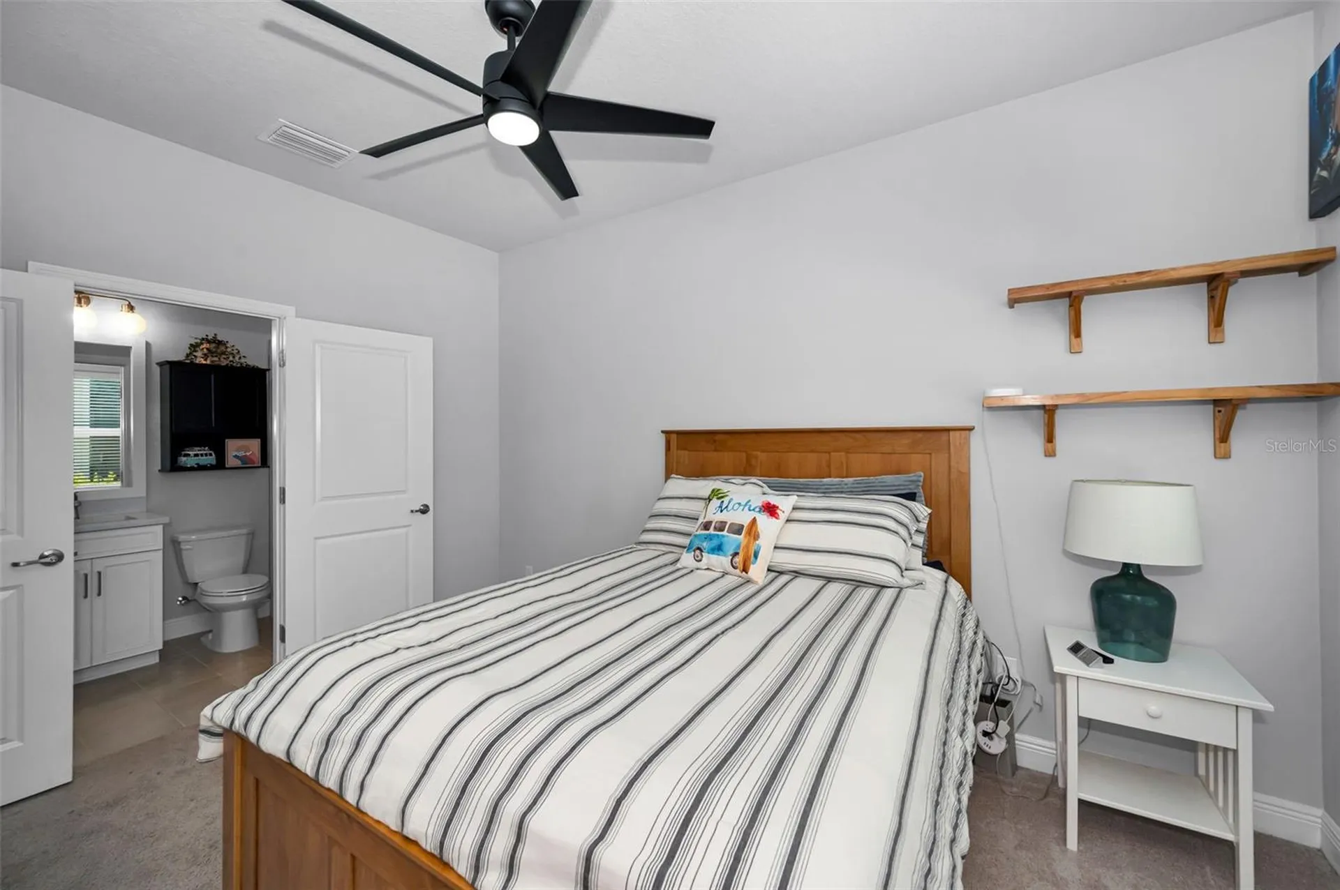 2458 Mangum Court Sarasota FL 34237